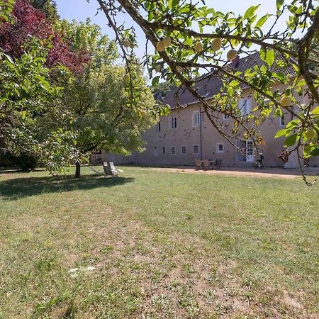 Cabana & Le Gite Du Chateau - Proche Macon Nord Lugny Exterior foto