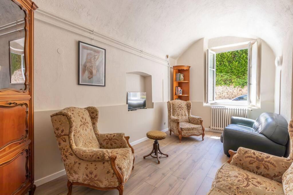 Cabana & Le Gite Du Chateau - Proche Macon Nord Lugny Exterior foto